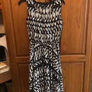 Black and White sleeveless Alfani dress